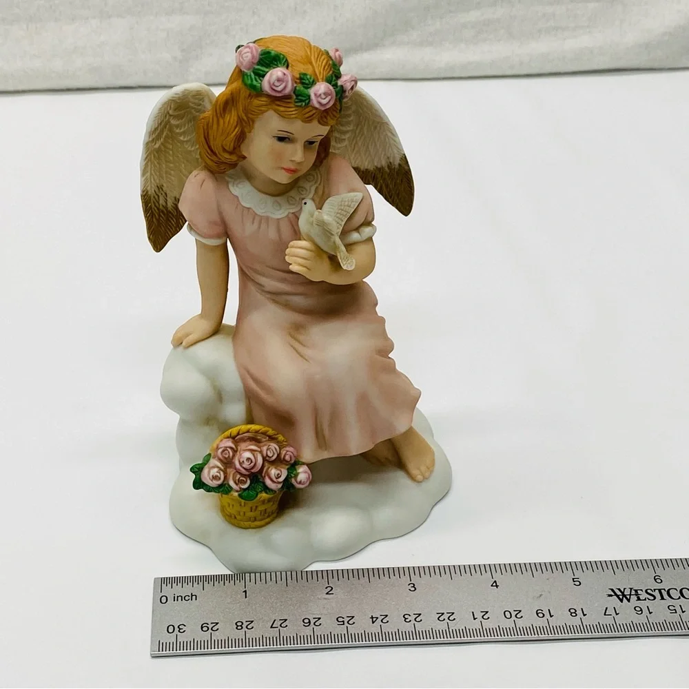 Home Interiors Angelic Peace Figurine Angel w/Dove Vintage 1999 Collectible